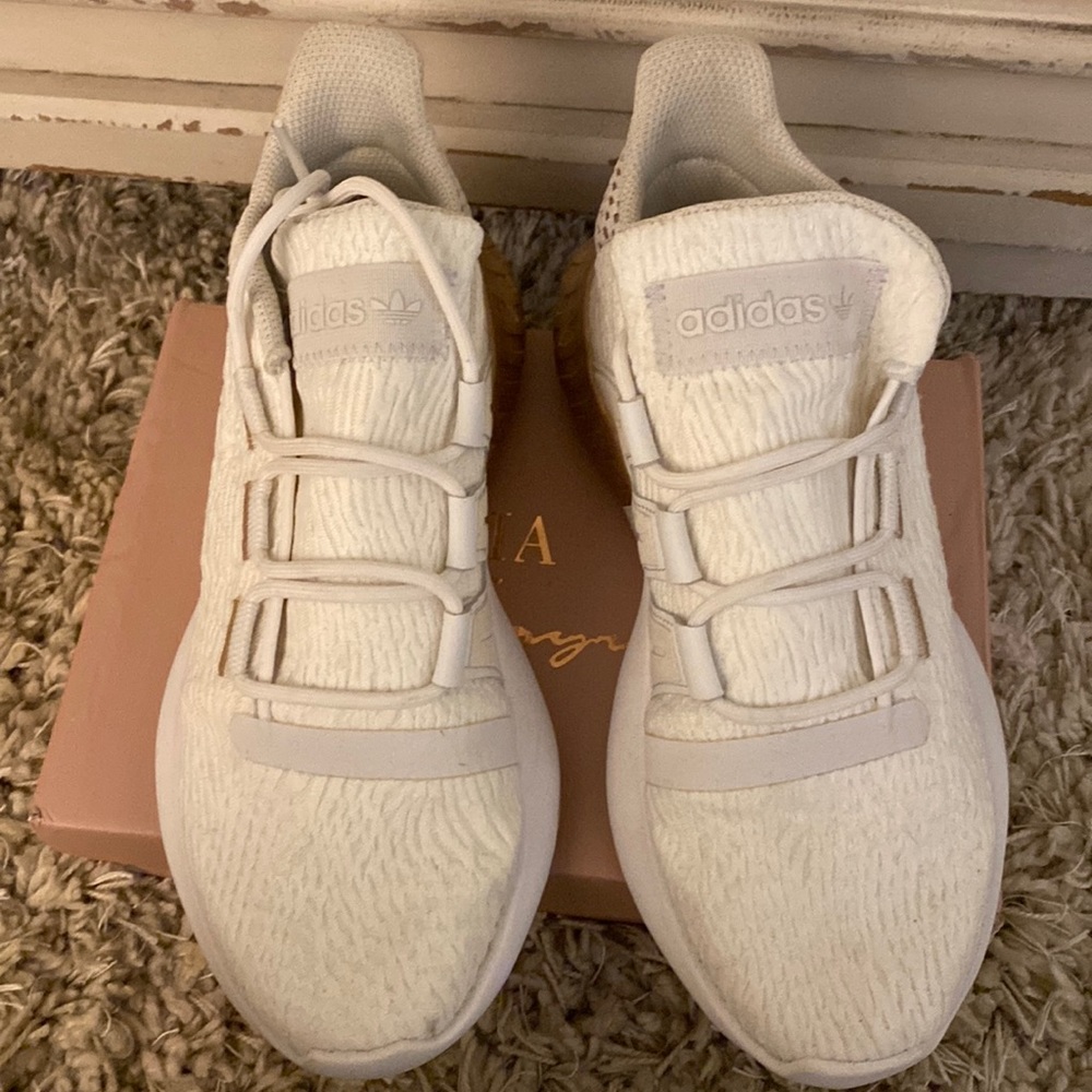 Adidas white and rose gold size 6.5 tennis shoes